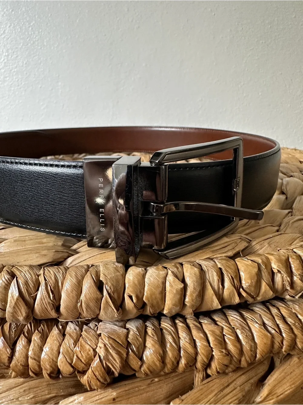 Perry Ellis Men's Size 34 Reversible Leather Belt Navy Brown Gunmetal Buckle